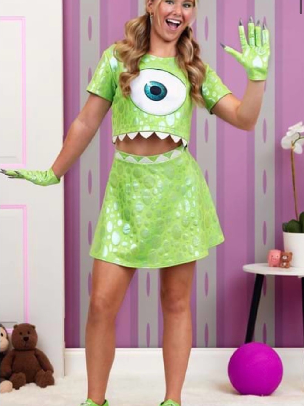 Green Eye-Graphic Midi Dress with Crop Top